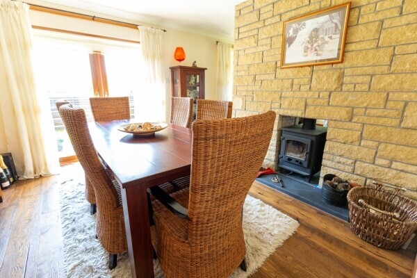 UNDER OFFER - Profitable Boarding Kennels with Superb Family Home in 2.5 acres, Central Scotland Photo 5