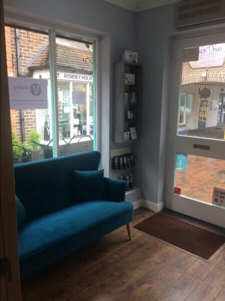Beauty business for sale in the centre of the market town of Romsey, Hampshire Photo 5
