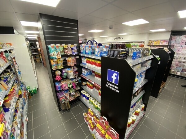 Convenience Store & Off Licence in North Shields with new High Spec Re-fit Photo 5