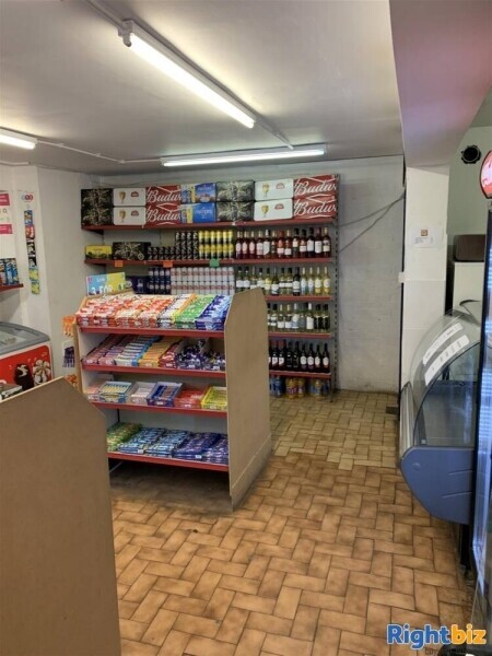 Under Offer: TRADITIONAL NEWSAGENT & OFF LICENCE IN LUTON SUBURB Photo 5