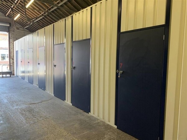 INDEPENDENT SELF STORAGE BUSINESS IN BLACKPOOL Photo 5