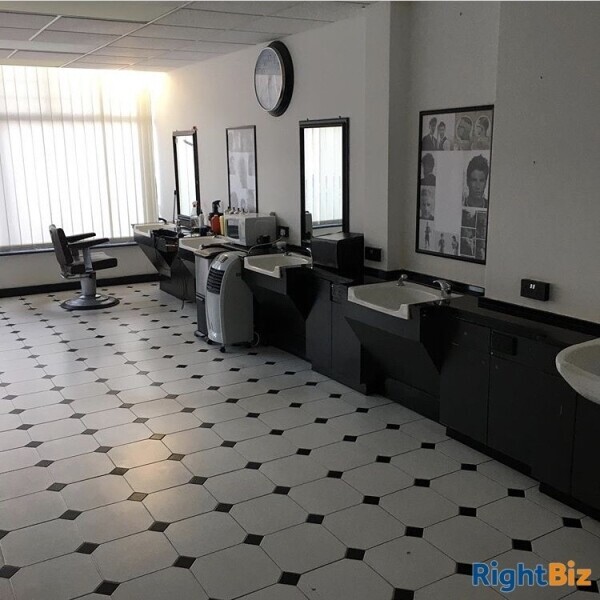 Barbershop For Sale in Cheam Surrey Photo 6