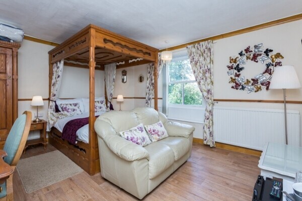 Leasehold Guest House in the centre of Bowness with 11 Letting Rooms and Private Owners Accomodation Photo 5