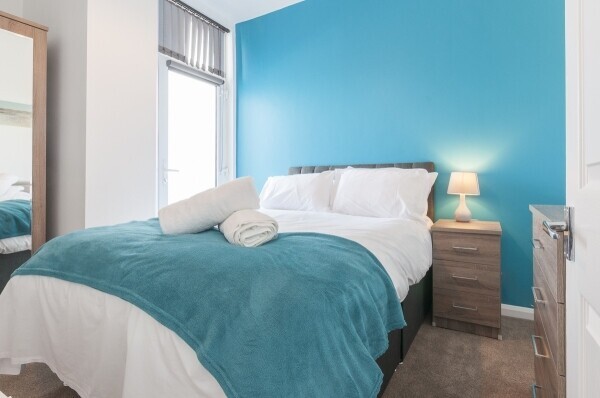 Exceptional holiday self catering business on Seafront; 7 apartments & cottage - managed remotely Photo 5