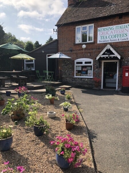 Italian deli for sale in Kent. Photo 6