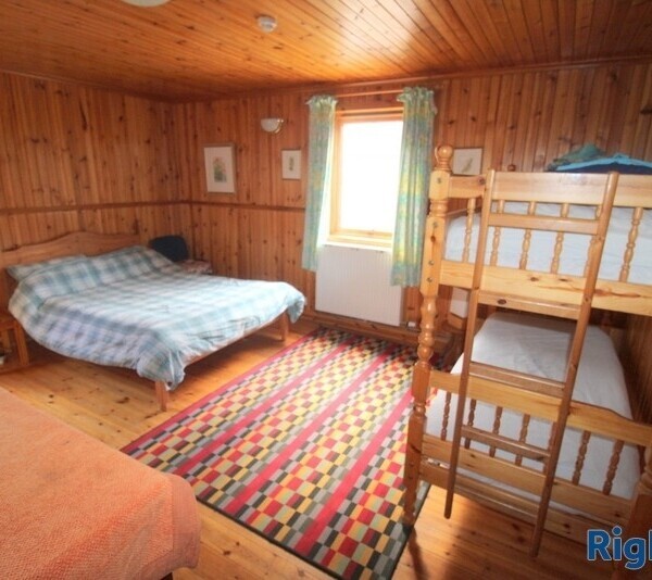 Excellent Hostel Business in a Stunning Location near Spean Bridge Photo 5