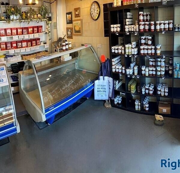Well established butchers business for sale. Photo 5