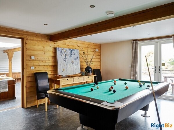 A WELL-REGARDED PROVIDER OF SELF-CATERED HOLIDAY ACCOMMODATION Photo 5