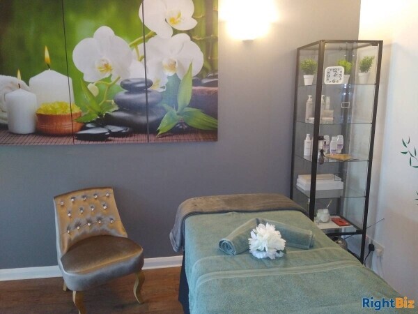 Friendly and Relaxed Beauty Salon in Surrey Photo 5