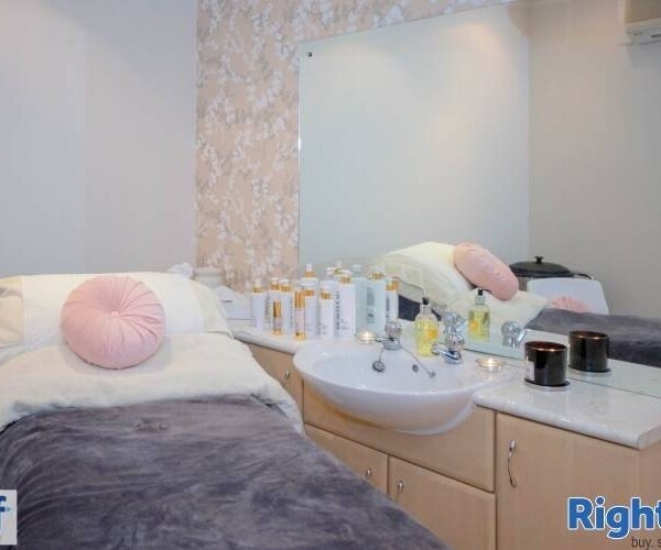 BEAUTY SALON - SAWSTON, CAMBRIDGESHIRE Photo 5