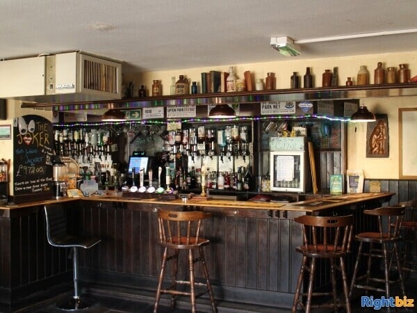 SUFFOLK - 13 YEAR LEASE COMMUNITY PUB W/ TURNOVER CIRCA 260K Photo 5