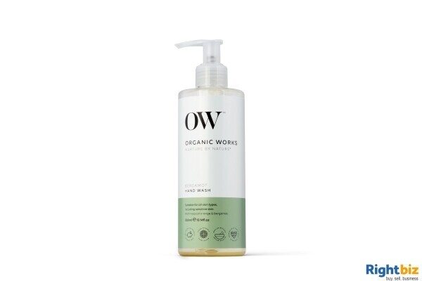 AN UP-AND-COMING E-COMMERCE COMPANY SPECIALISING IN ORGANIC BEAUTY PRODUCTS Photo 5
