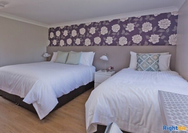 High Quality Home & Income B&B - Lymington Photo 4