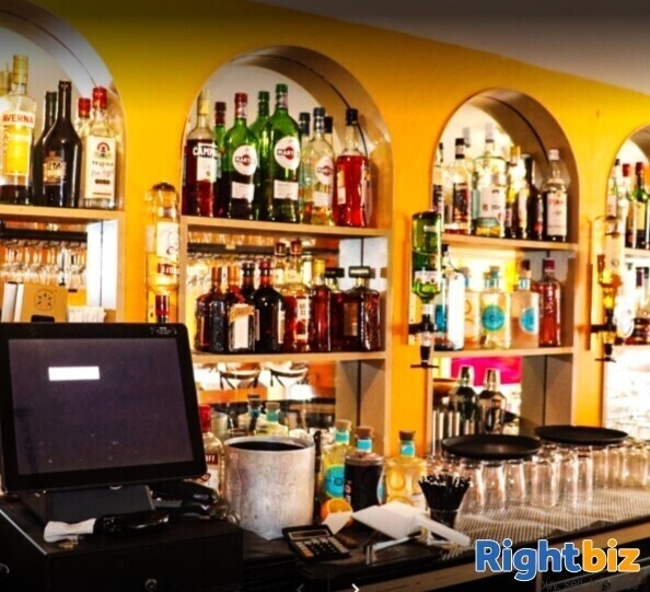 Italian Restaurant and Pub For Sale In Poynton Town Centre, Fully Equipped Photo 5