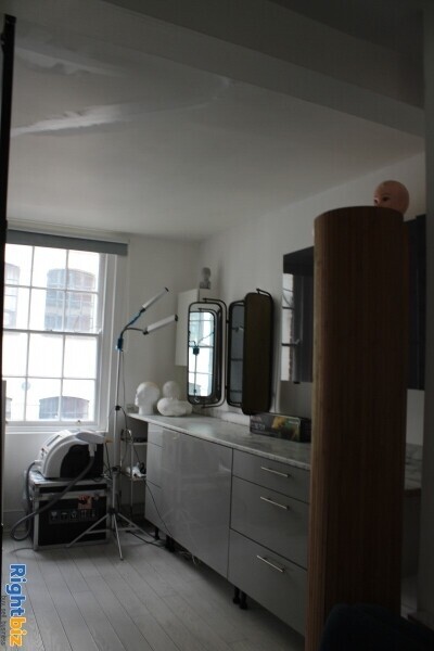 Top Floor Private Office/Studio Space With Restroom, Own Entrance AVAILABLE NOW. Photo 5