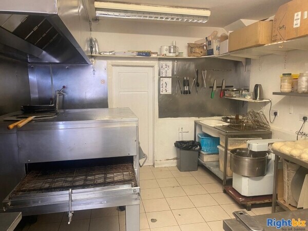 Pizza and chicken shop  Photo 5