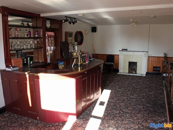 SUFFOLK - 5 BED PUB WITH CAR PARK, KITCHEN & MULTIPLE OUTBUILDINGS Photo 5