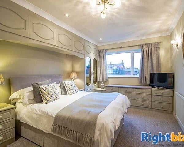 EXCEPTIONAL HOLIDAY APARTMENTS - LANCASHIRE Photo 5