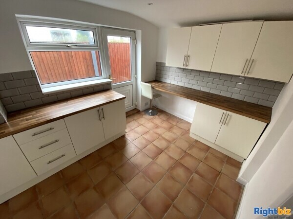 Freehold Garage +Forecourt (~22 cars) +3 Bedroom Detached Property for sale Kirkby in Ashfield Photo 5