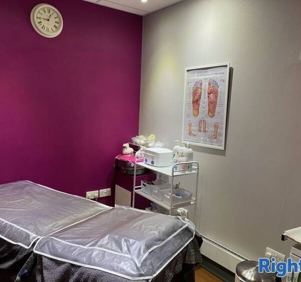 Well Established Beauty Salon For Sale Photo 5