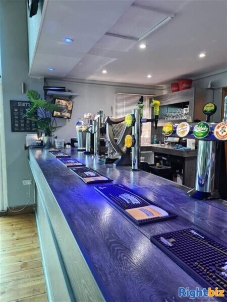 Bar/Restaurant & Sports bar- Cornwall Photo 5