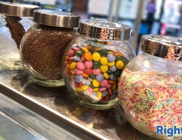 Artisan Gelateria & Coffee Shop in Central Buckingham Photo 5