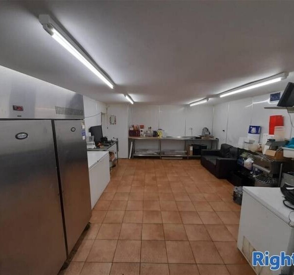 Hot Food Take Away For Sale in Houghton le Spring Photo 5