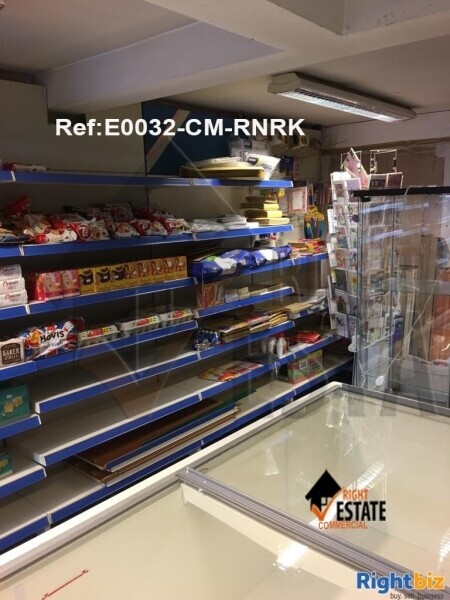 Spacious Off Licence in a Prime Location - Essex Photo 5