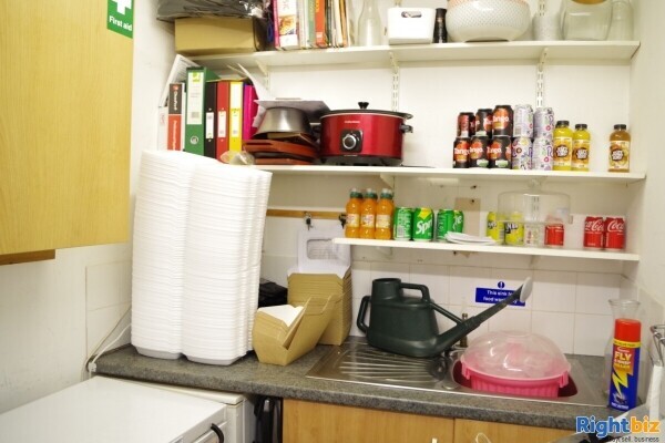 A Nottinghamshire Village Centre Kitchen & Coffee Shop. 'For Sale'. Photo 5