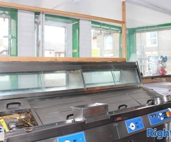 FISH & CHIP SHOP WITH APARTMENT ABOVE - BURY ST. EDMUNDS, SUFFOLK Photo 5