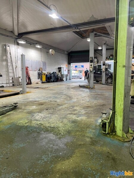 A MODERN GARAGE SPECIALISING IN TYRES AND MOT TESTS Photo 5