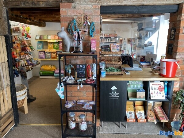 Natural Pet Shop business for sale Photo 5