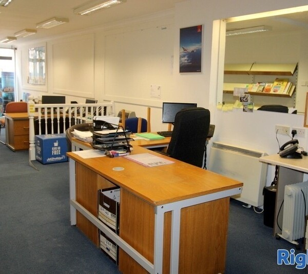 Vacant Retail Unit Set on the High Street in Nairn Photo 5