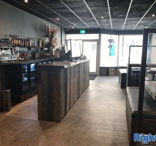 Newly established Barbers/Bar business for sale Photo 5