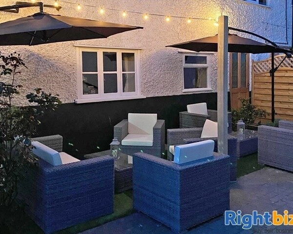 NORFOLK - HISTORIC VILLAGE GREEN COMMUNITY COACHING INN Photo 5