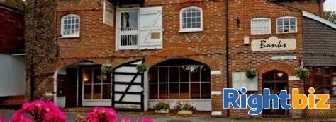 Character Licensed Restaurant premises, in affluent Market Town of Bishop's Waltham, Hampshire. Photo 5