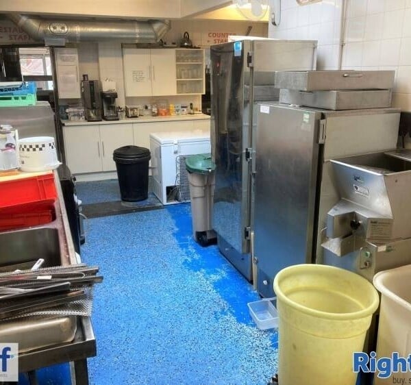 FISH & CHIP TAKEAWAY Photo 5