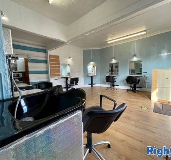 Hair Salons For Sale in Liversedge Photo 5