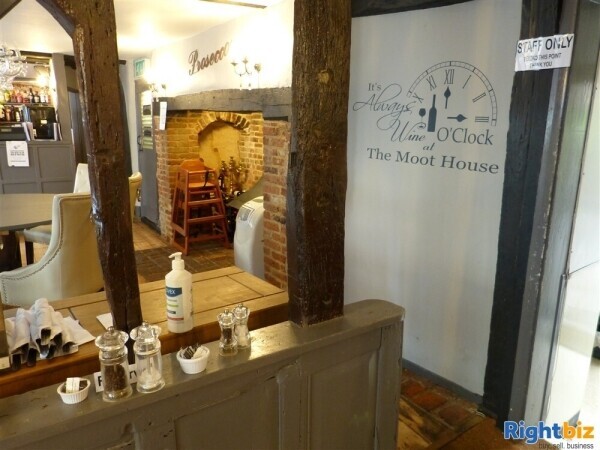 Freehold Restaurant & Tearooms in Affluent Village Photo 5