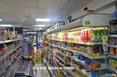 Off Licence with one bedroom flat in Highgate London Photo 5