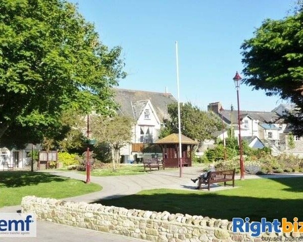 CATERING PREMISES Photo 5