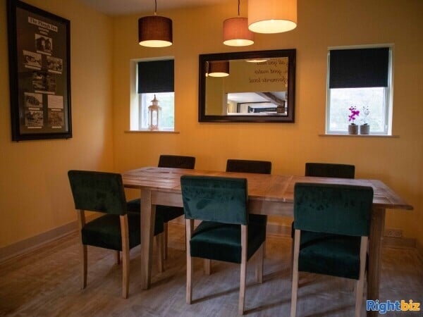 EAST SUSSEX - THRIVING DESTINATION PUB Photo 5