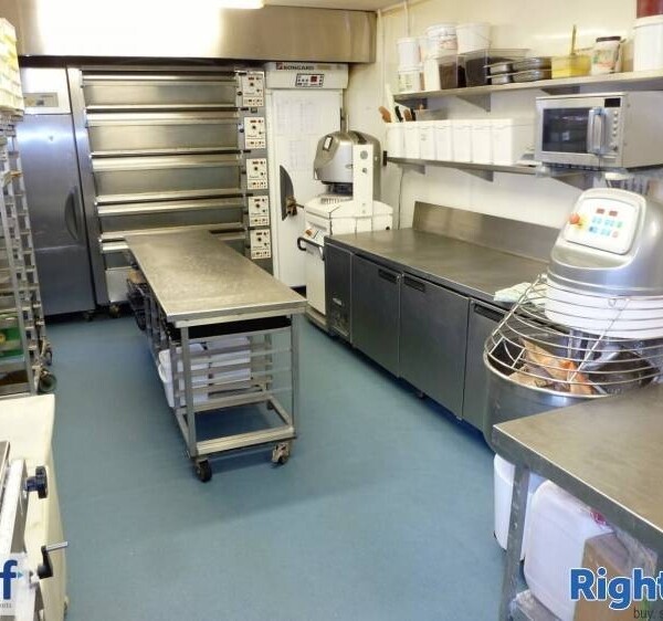 RETAIL & WHOLESALE BAKERY Photo 5