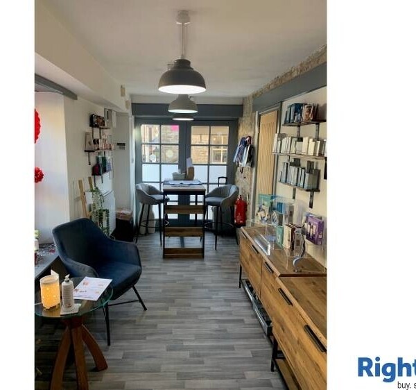 Well established Beauty Treatment business for sale Photo 5