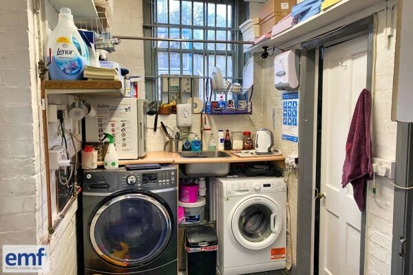 DRY CLEANERS - NORWICH, NORFOLK Photo 5