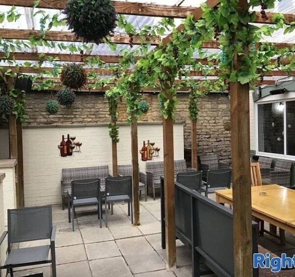 Well Established Pub For Sale Photo 5