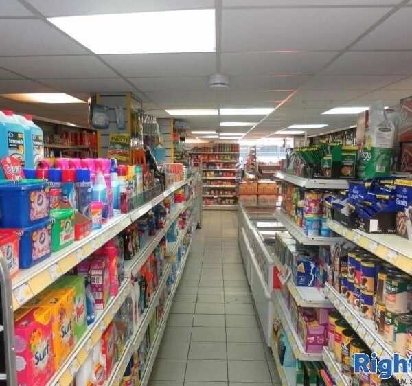 Freehold Convenience Store & Off-License Located In Polesworth Photo 5