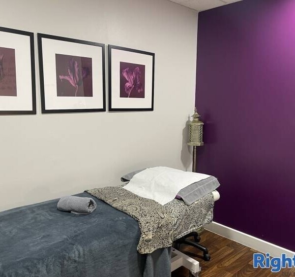 DERMALOGICA BEAUTY SALON IN COMMUNITY PARADE for Sale Photo 5
