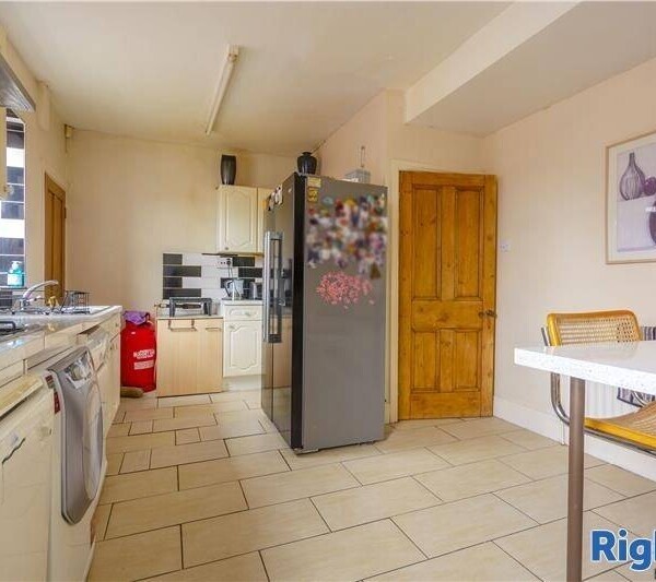 Freehold Opportunity Post Office & Retail store with 4 Bedroom Accommodation Photo 4