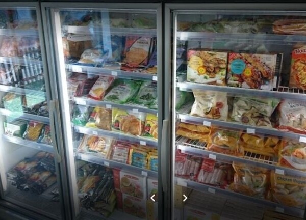HALAL MEATS & CONVENIENCE FOOD STORE busy main road position WATFORD Photo 5